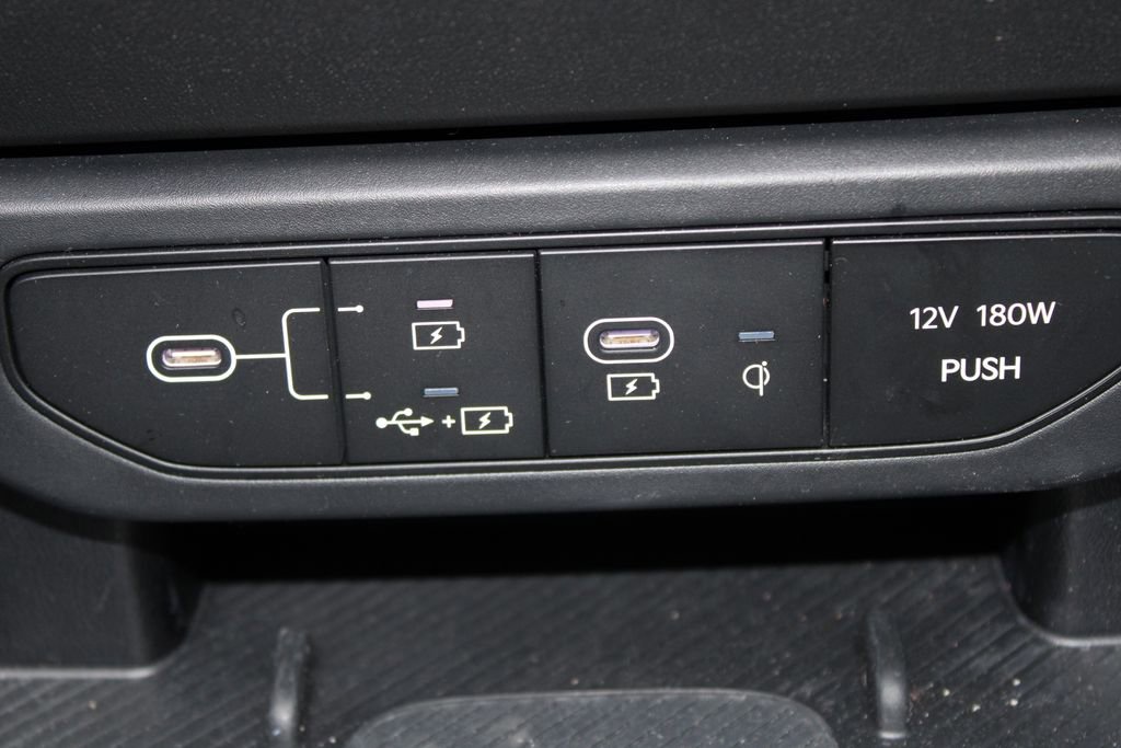 Used 2025 Kia K4 GT-Line w/ GT-Line Premium Package image 29