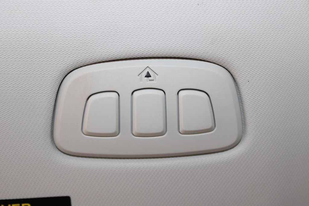 Used 2023 Ford Escape Platinum AWD/4WD image 35