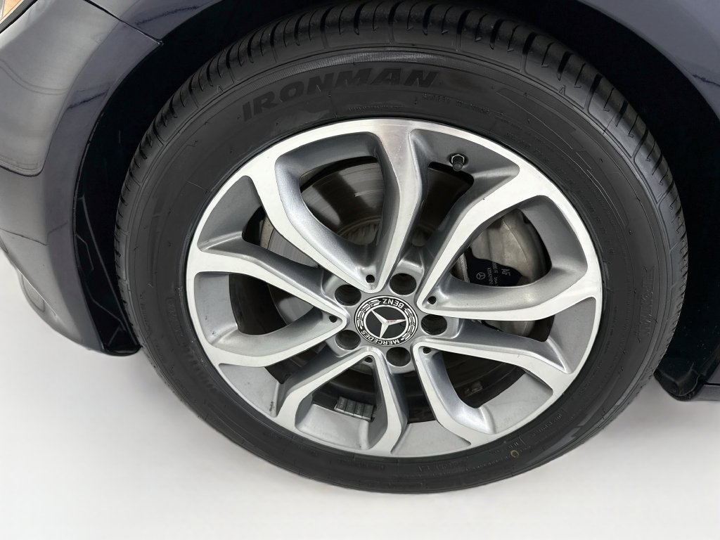 Used 2018 Mercedes-Benz C 300 Sedan image 28
