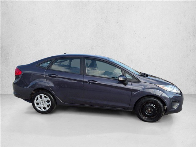 Used 2013 Ford Fiesta SE FWD image 4