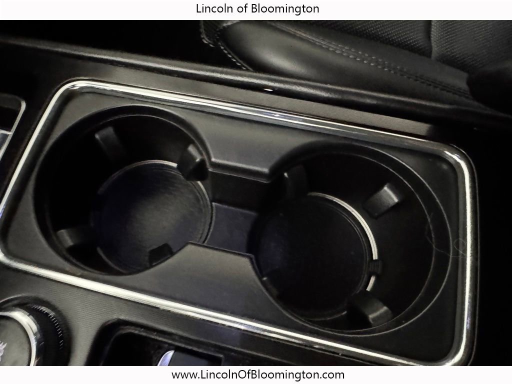 Used 2022 Lincoln Corsair AWD w/ Equipment Group 101A image 60