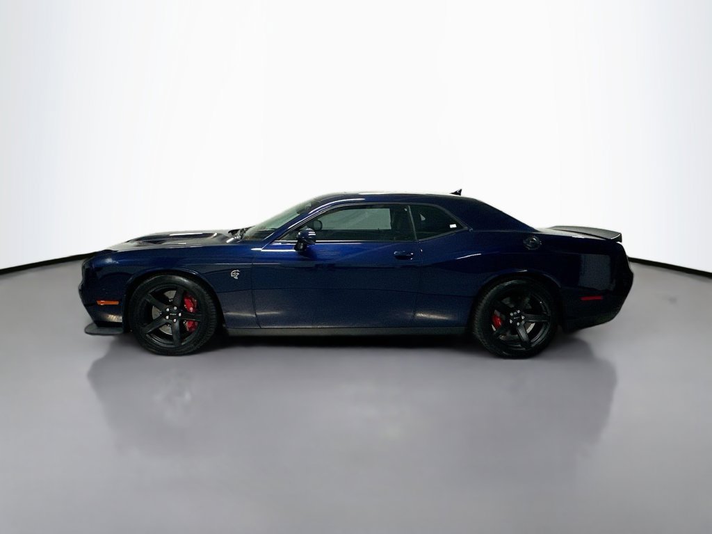 Used 2017 Dodge Challenger SRT Hellcat RWD image 2
