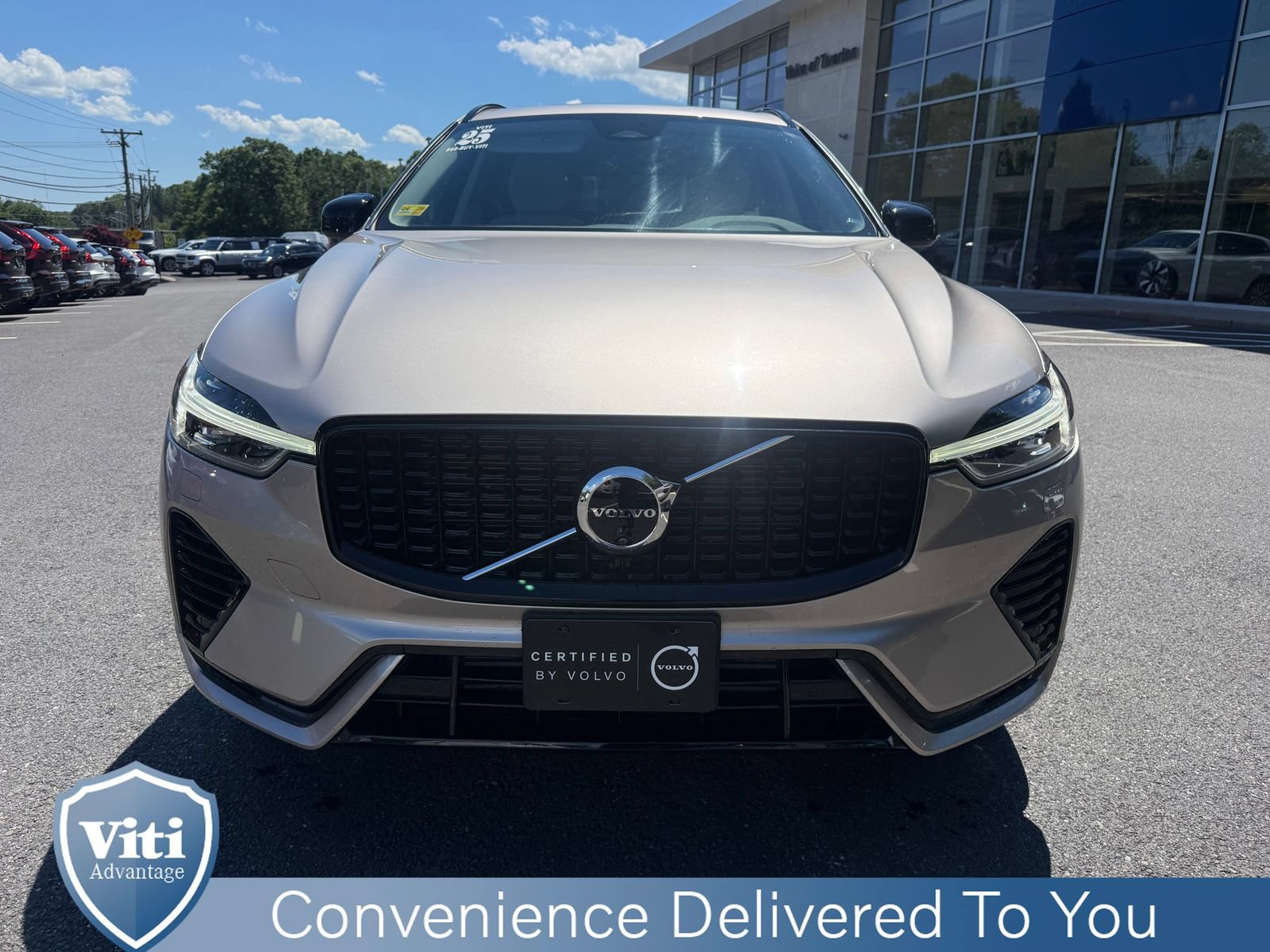 Certified 2025 Volvo XC60 T8 Plus w/ Protection Package Premier AWD/4WD image 3