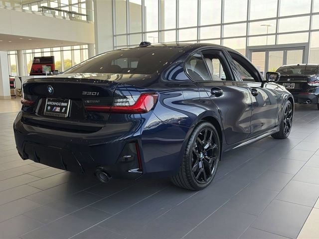 Used 2026 BMW 330i Sedan w/ M Sport Package RWD image 4