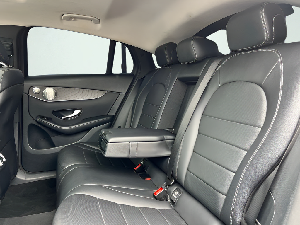 Used 2017 Mercedes-Benz GLC 300 4MATIC Coupe image 18