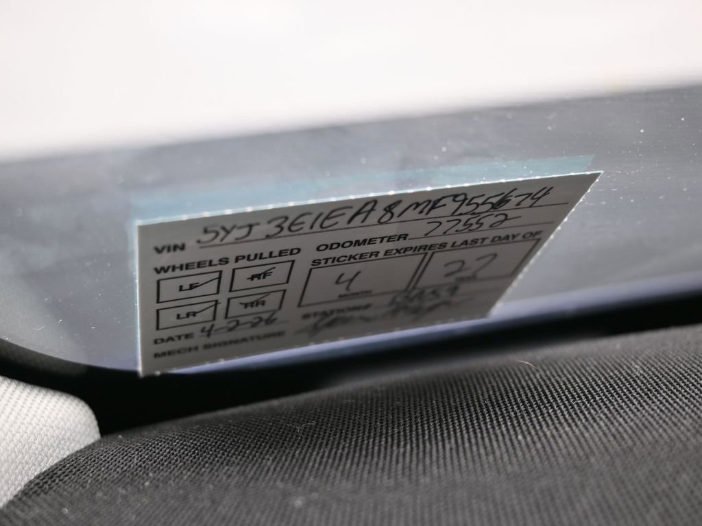 Used 2021 Tesla Model 3 Standard Range Plus image 10