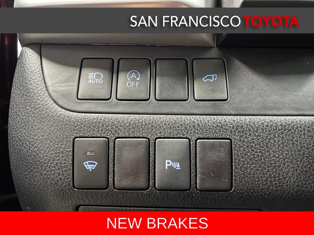 Used 2017 Toyota Highlander Limited AWD/4WD image 37