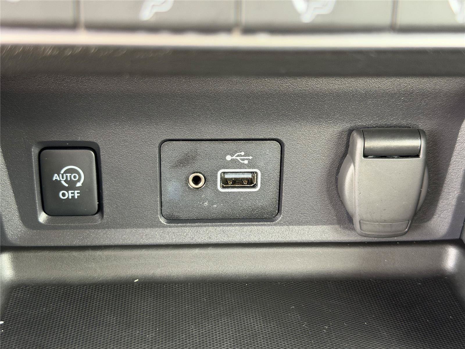 Used 2024 Nissan Sentra S FWD image 14