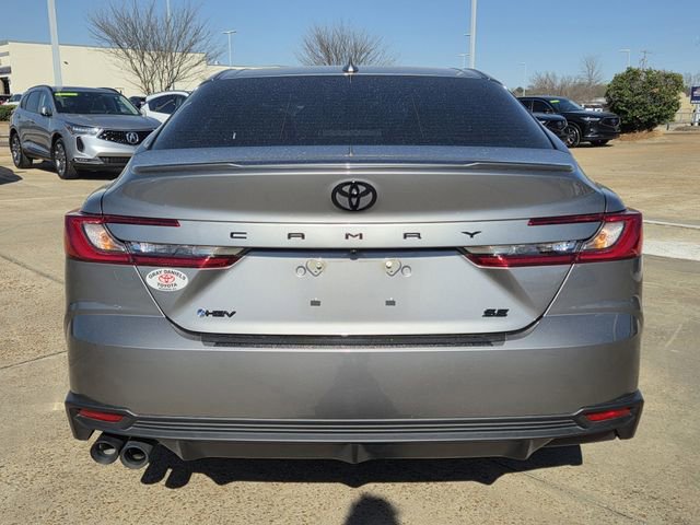 Used 2025 Toyota Camry SE w/ Convenience Package image 5