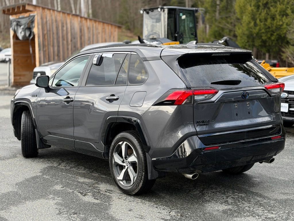 Used 2024 Toyota RAV4 SE w/ Weather & Moonroof Package image 3