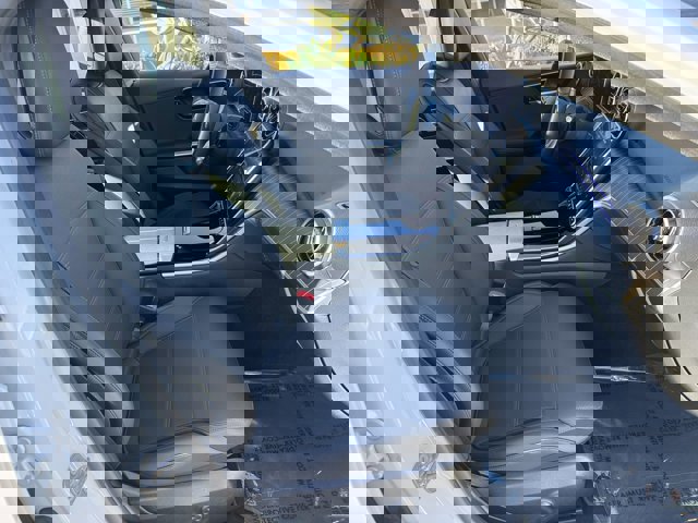 Used 2024 Mercedes-Benz C 300 Sedan image 6