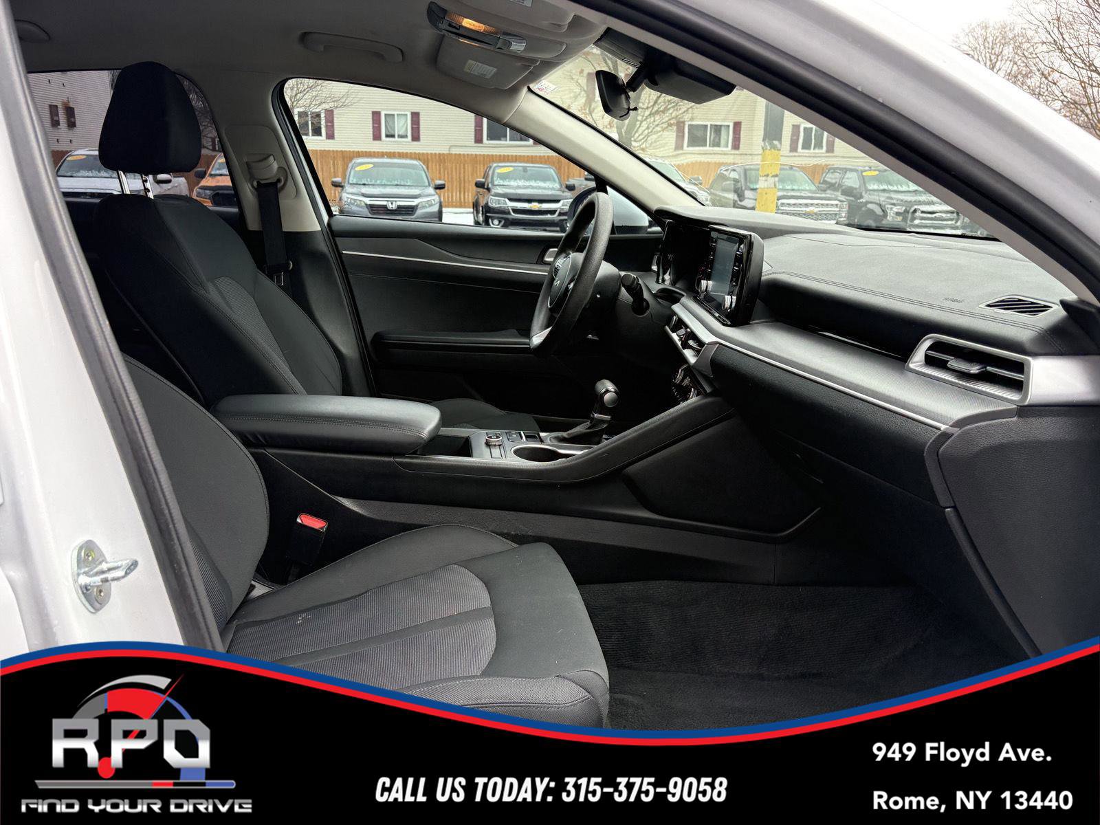 Used 2022 Kia K5 LXS image 15