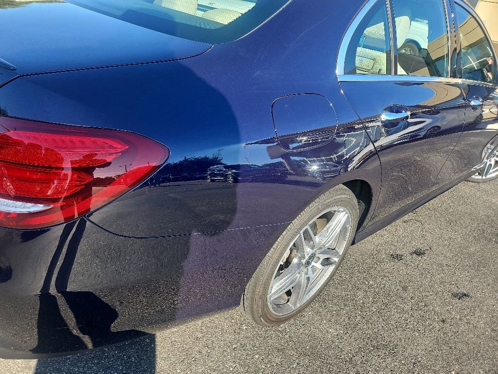 Used 2018 Mercedes-Benz E 300 4MATIC image 7