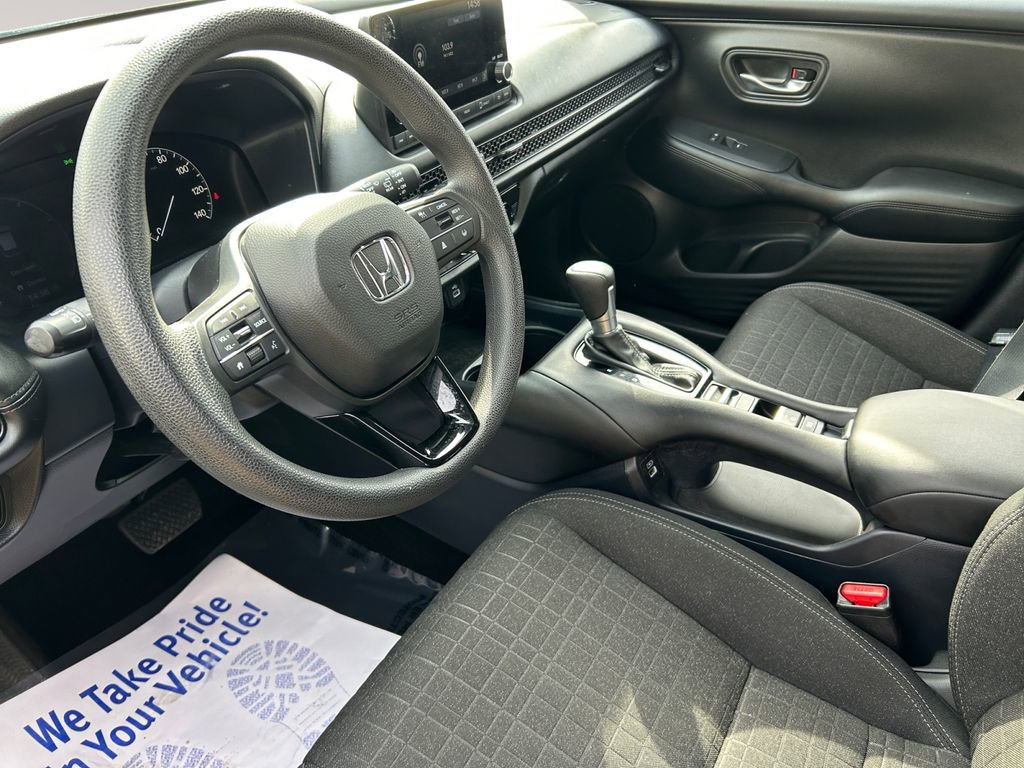 Used 2023 Honda HR-V LX image 10