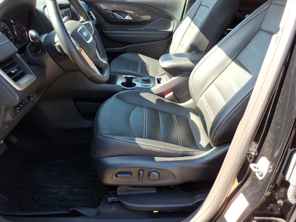 Certified 2023 GMC Terrain Denali w/ Black Diamond Edition image 16