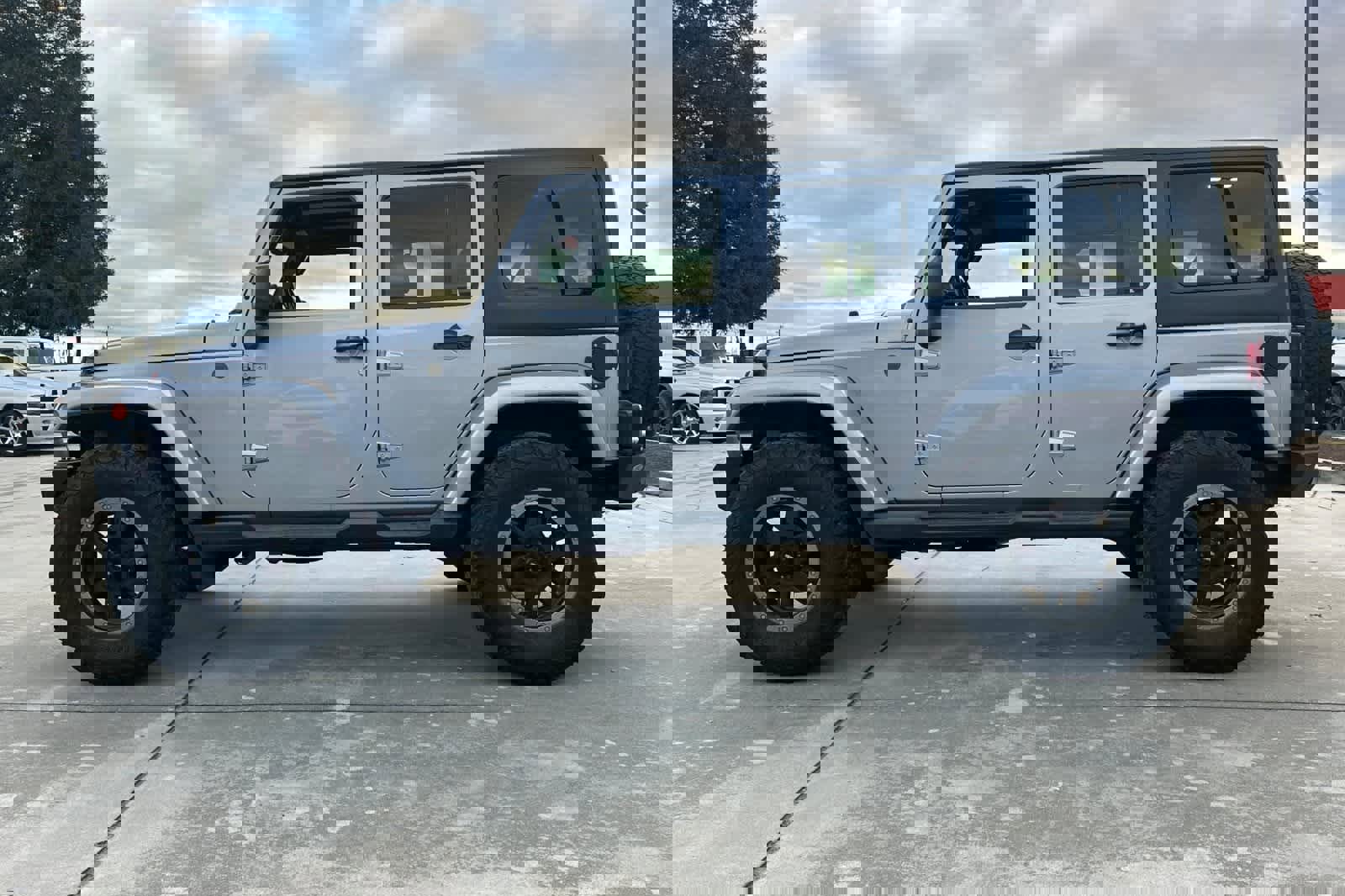 Used 2016 Jeep Wrangler Unlimited Sport image 6