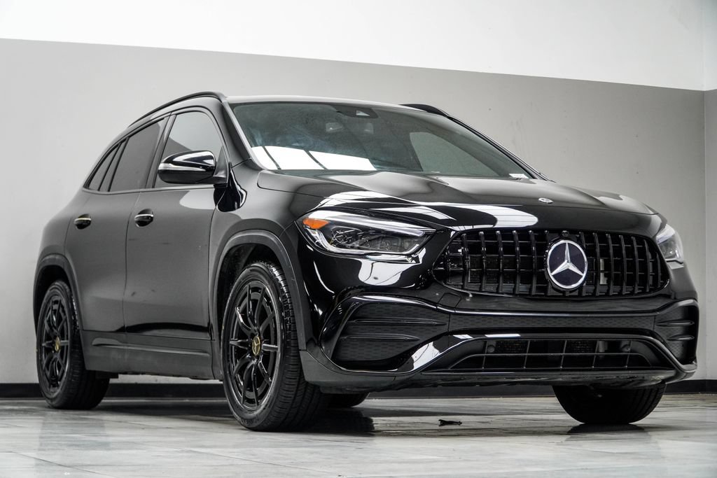 Used 2022 Mercedes-Benz GLA 35 AMG 4MATIC image 4