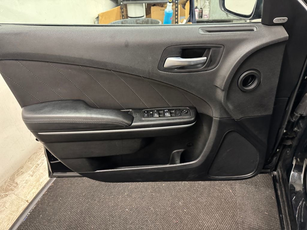 Used 2023 Dodge Charger SXT image 14