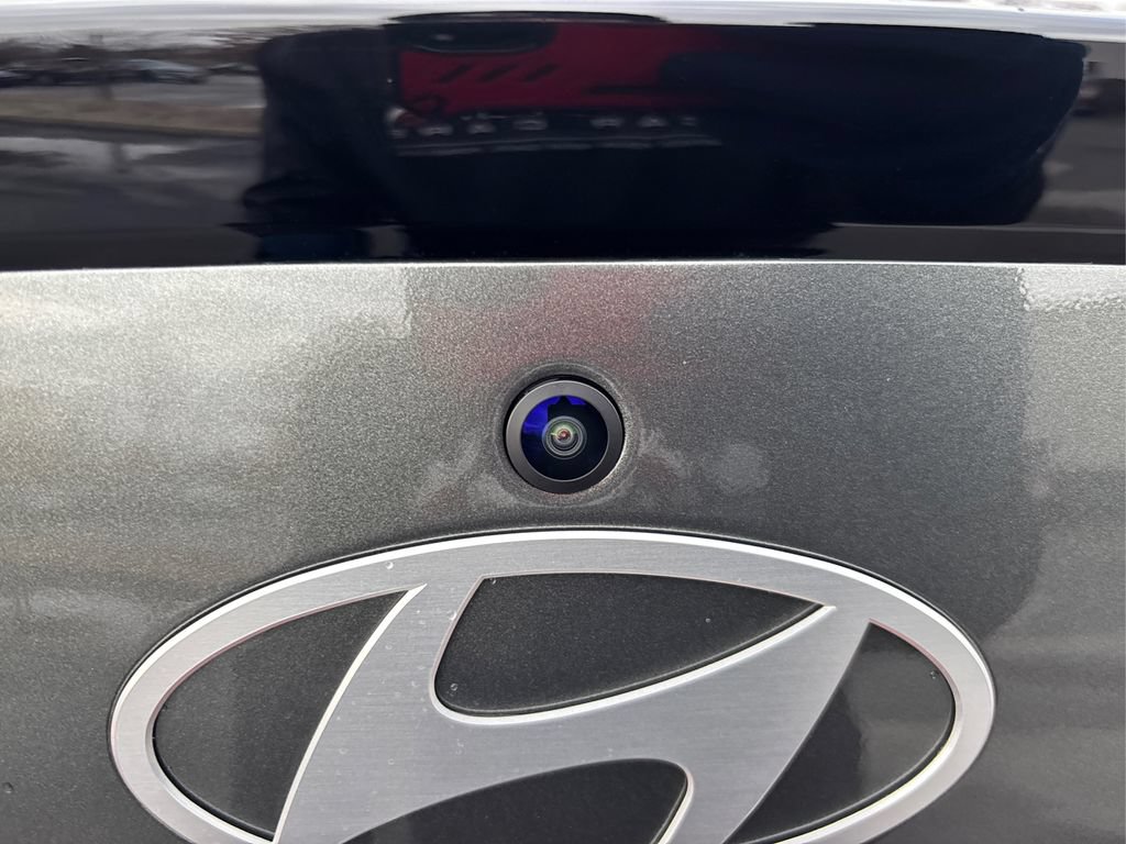 New 2026 Hyundai Elantra SEL FWD image 16