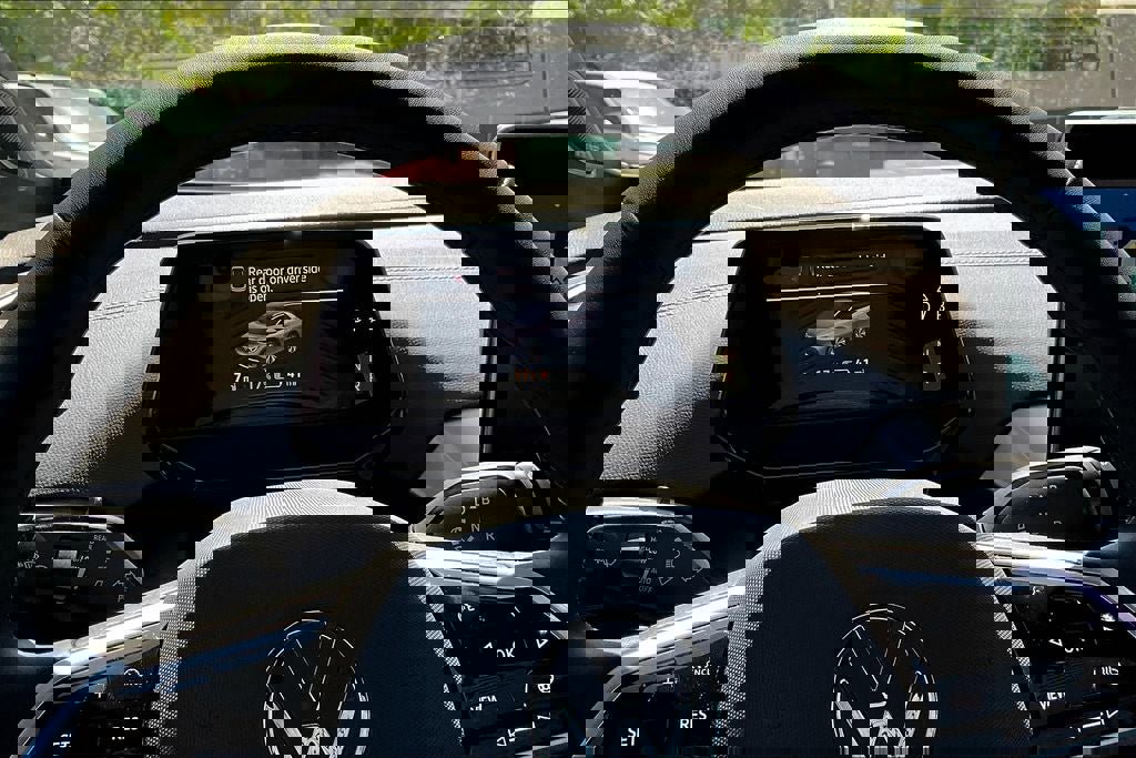 New 2025 Volkswagen ID.4 Pro S Plus image 24