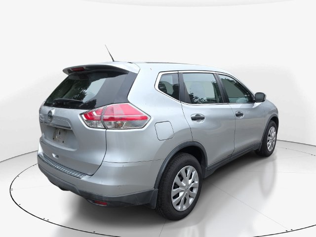 Used 2016 Nissan Rogue S FWD image 6