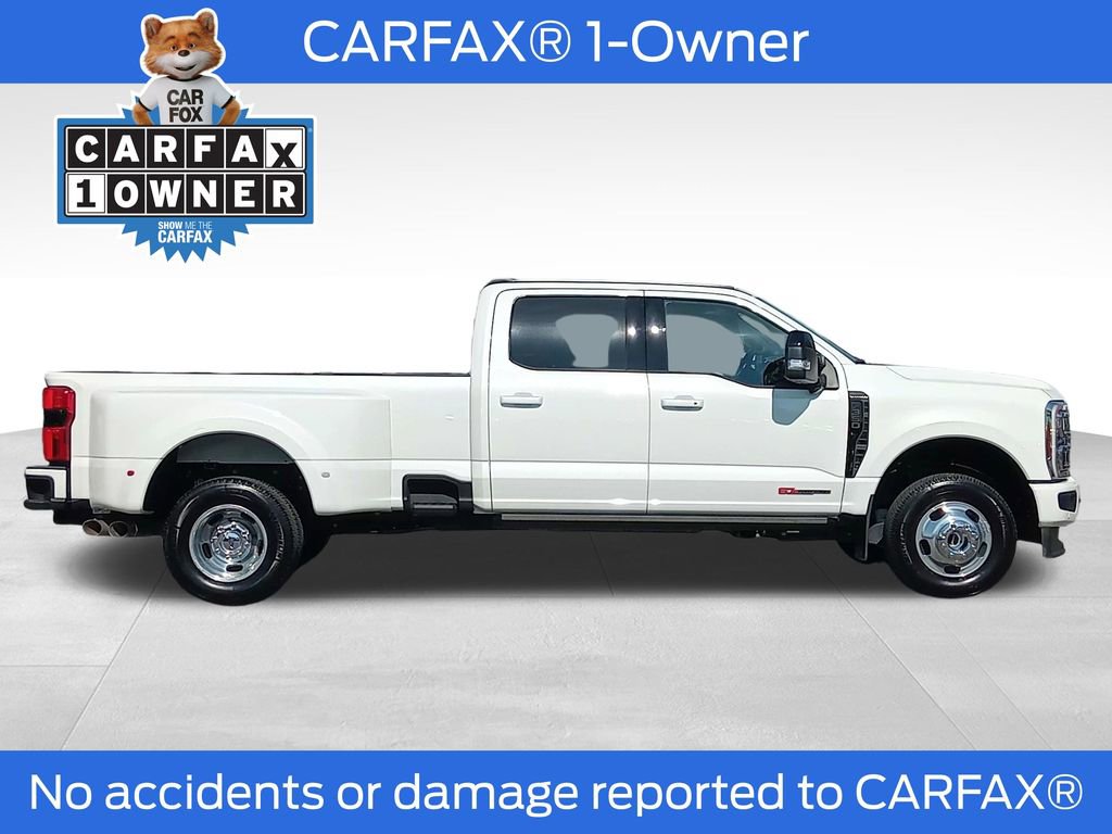Certified 2025 Ford F350 Platinum AWD/4WD image 2