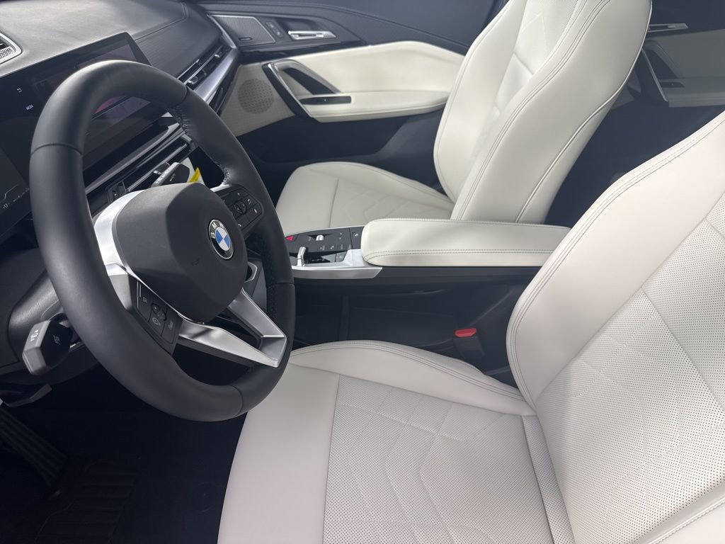 New 2026 BMW X2 xDrive28i w/ Technology Package AWD/4WD image 14