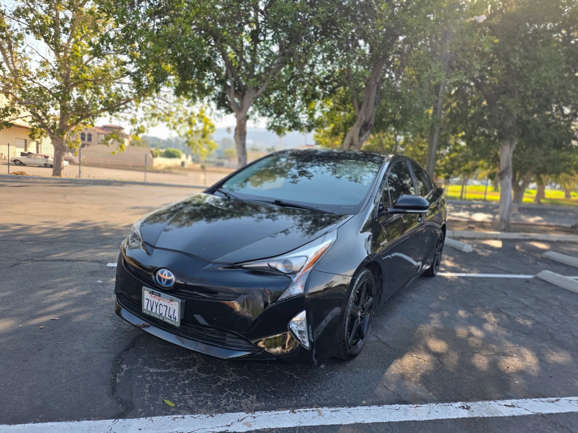 Used 2016 Toyota Prius Four Touring FWD image 4