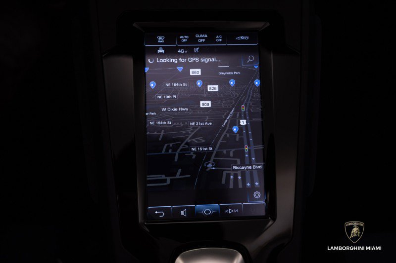 Used 2024 Lamborghini Huracan EVO image 53