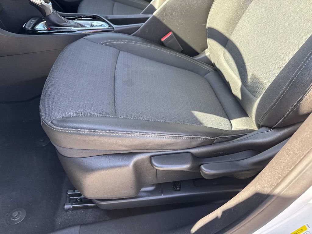 Used 2024 Buick Encore GX Preferred image 16