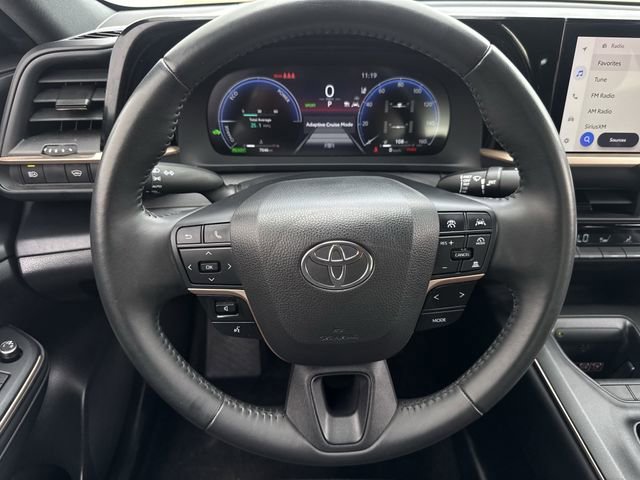 Used 2023 Toyota Crown XLE image 12