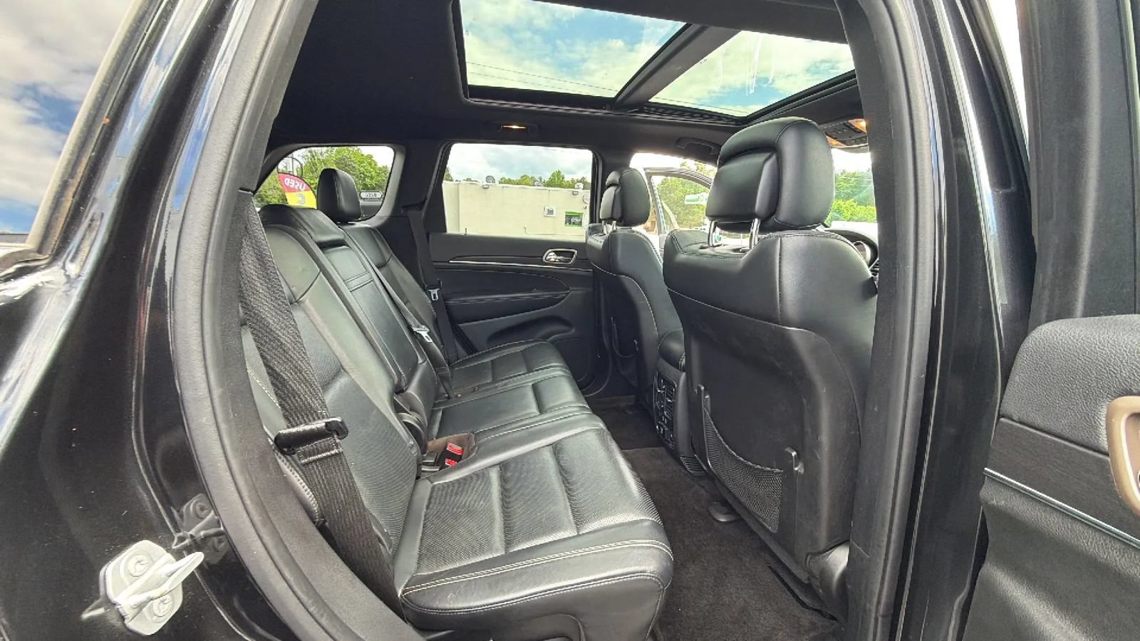 Used 2015 Jeep Grand Cherokee Limited w/ Luxury Group II RWD image 37