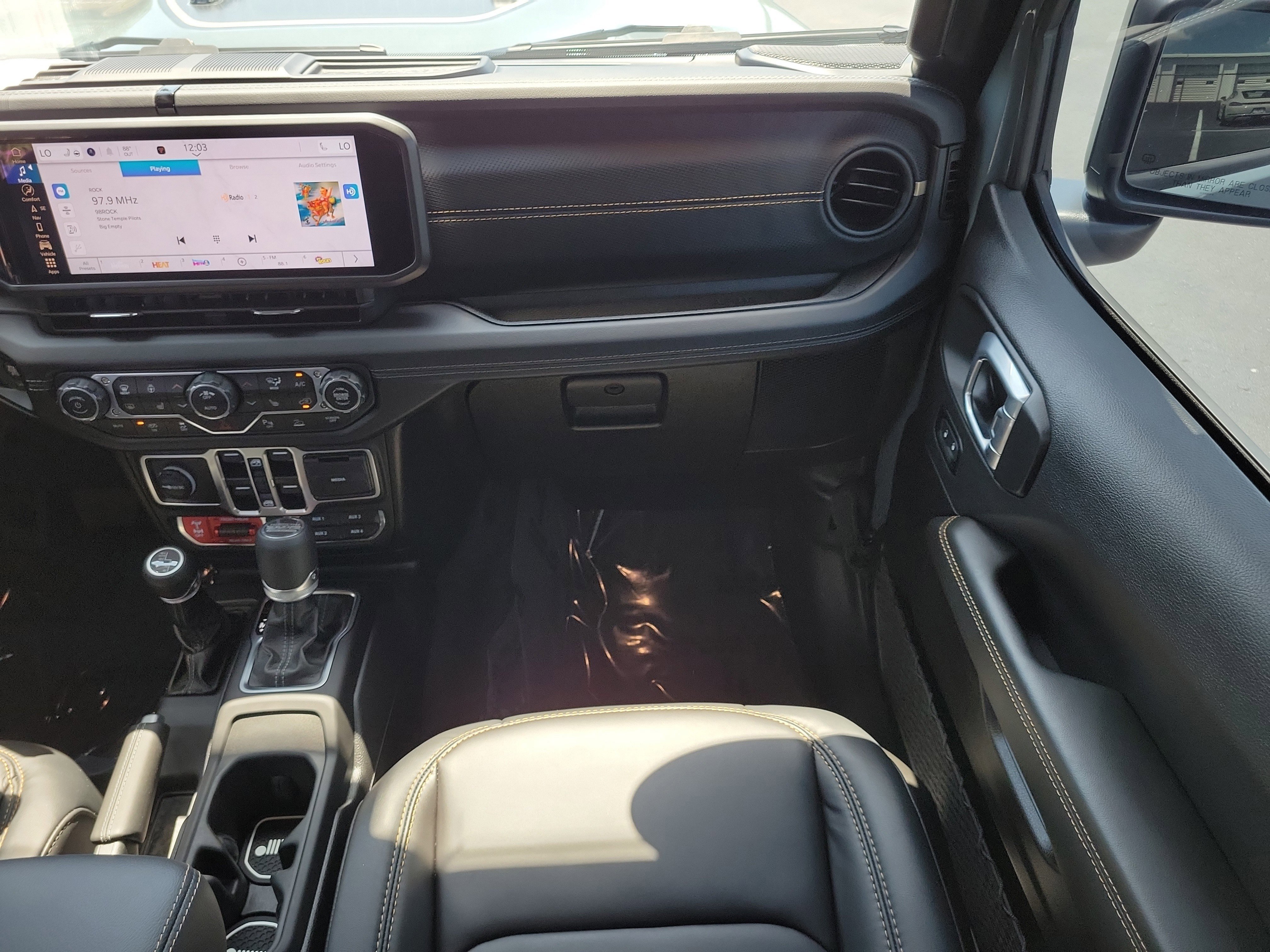 Used 2024 Jeep Wrangler Unlimited Rubicon 392 AWD/4WD image 17