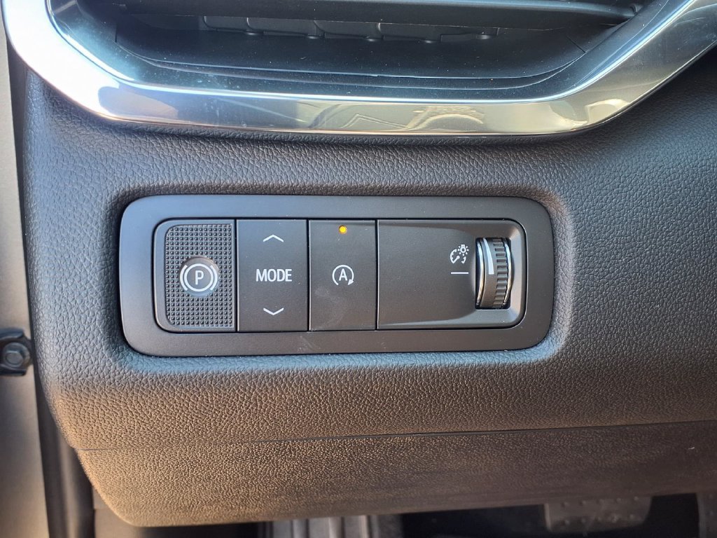 New 2027 GMC Acadia Elevation w/ Elevation Premium Package FWD image 8