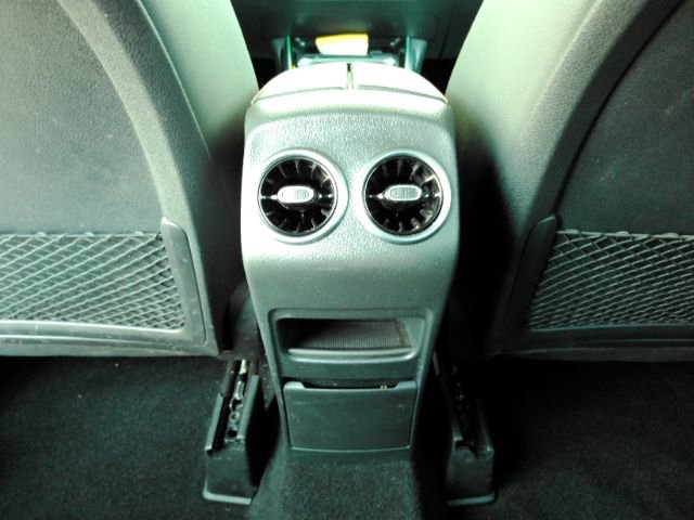 Used 2024 Mercedes-Benz GLB 250 image 30