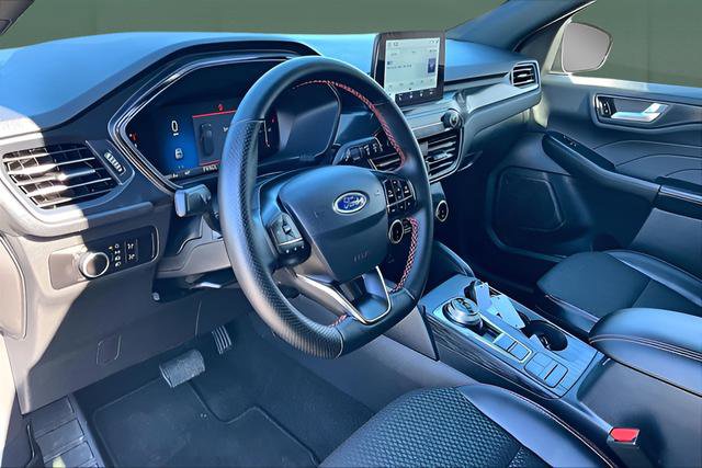 Used 2025 Ford Escape ST-Line image 11