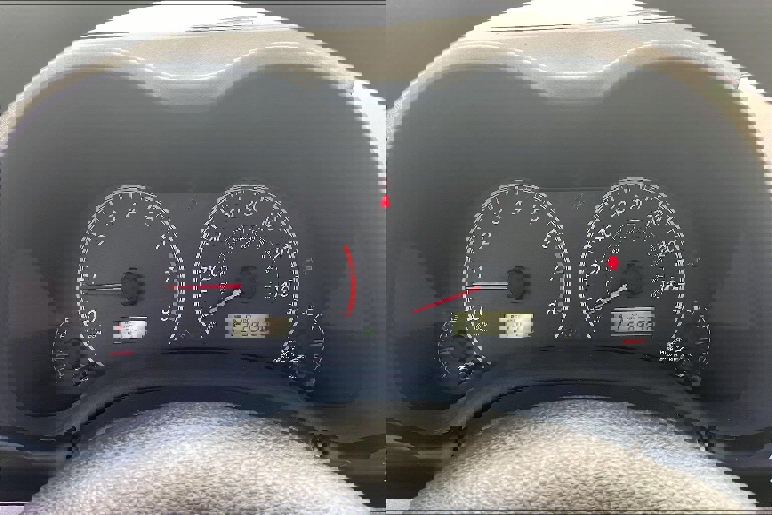 Used 2011 Toyota Corolla LE image 25