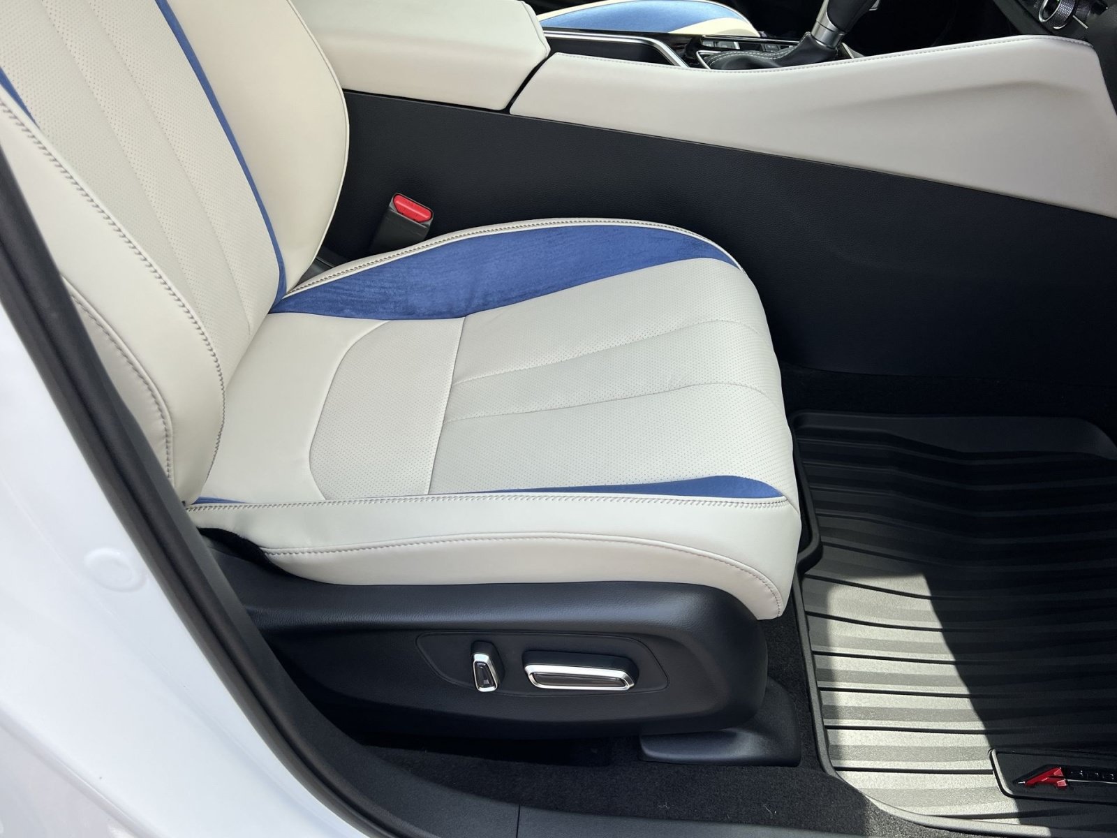 New 2026 Acura ADX A-Spec w/ Advance Package FWD image 27