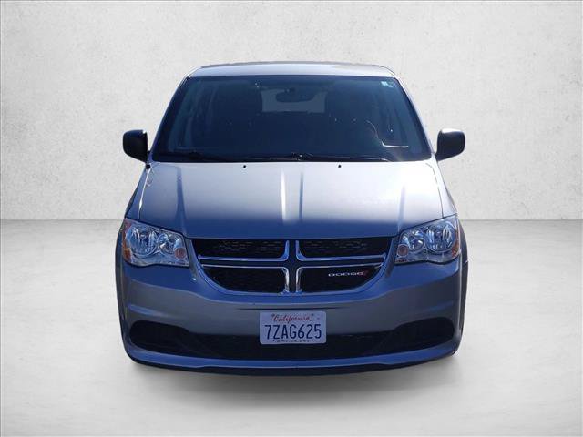 Used 2018 Dodge Grand Caravan SE w/ UConnect Hands-Free Group FWD image 2