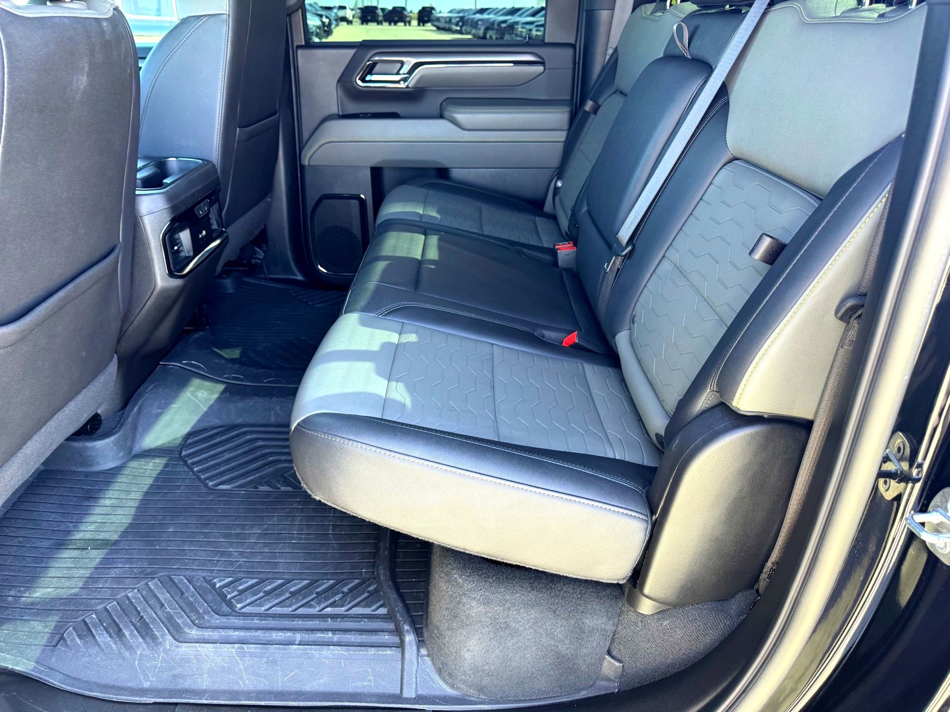 Used 2024 Chevrolet Silverado 2500 ZR2 w/ ZR2 Bison Edition image 23