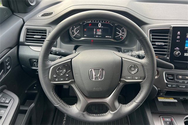 Used 2023 Honda Passport EX-L image 16