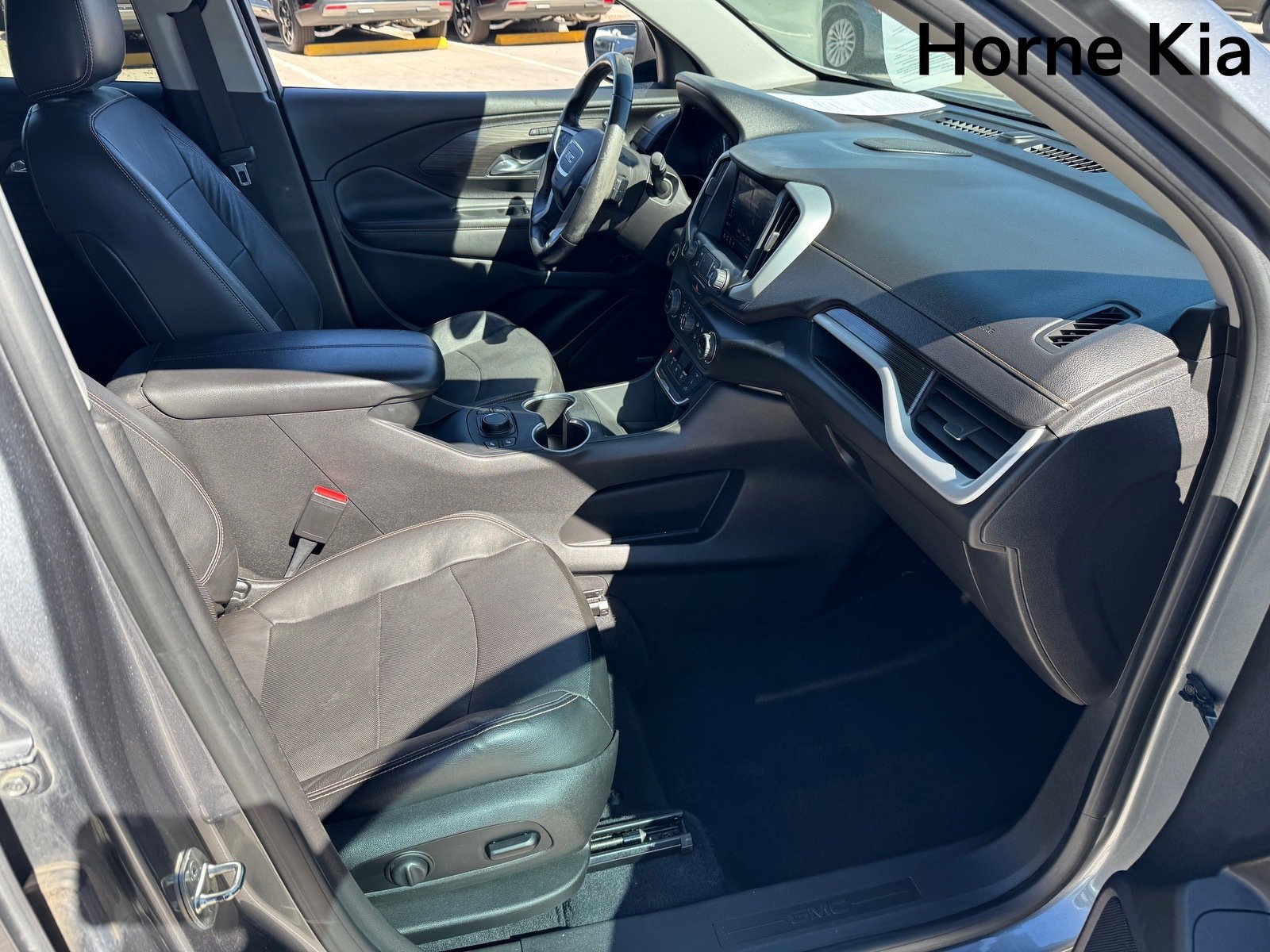 Used 2021 GMC Terrain SLT w/ Infotainment Package II image 25