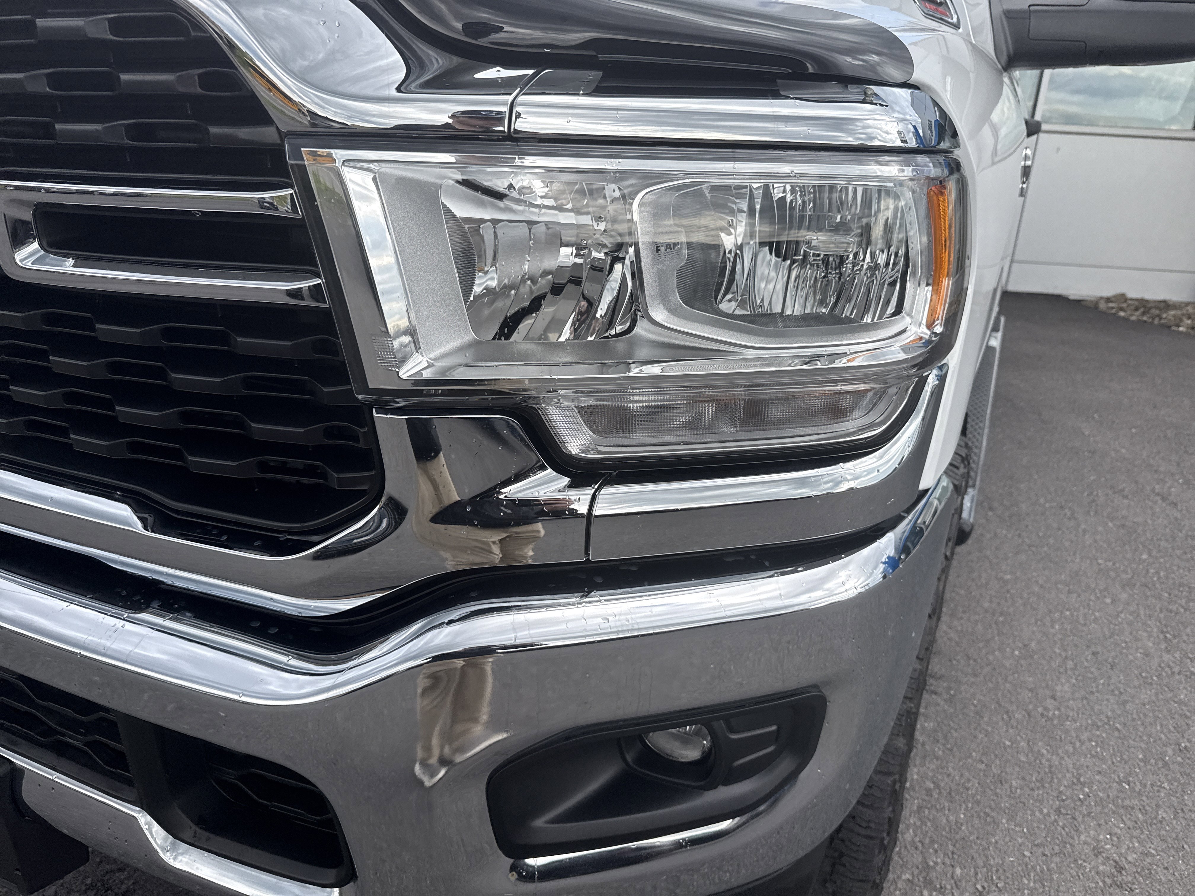 Used 2023 RAM 2500 Big Horn w/ Level 1 Equipment Group AWD/4WD image 9