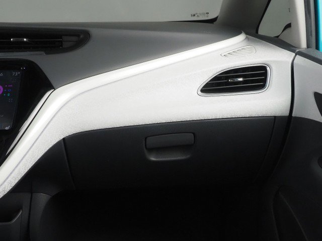 Used 2021 Chevrolet Bolt Premier w/ Infotainment Package FWD image 39