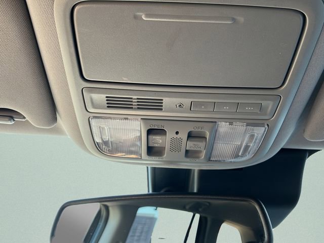 Used 2017 Honda Pilot Touring image 20