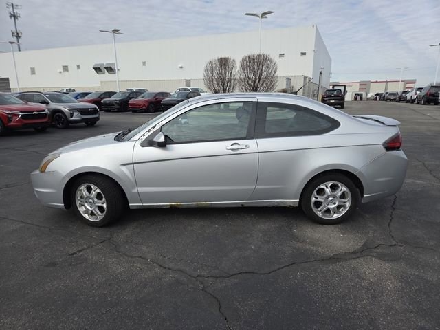 Used 2010 Ford Focus SE FWD image 16