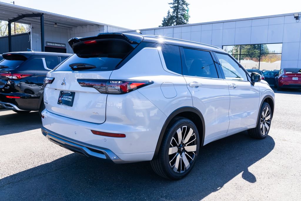 New 2026 Mitsubishi Outlander SEL AWD/4WD image 6