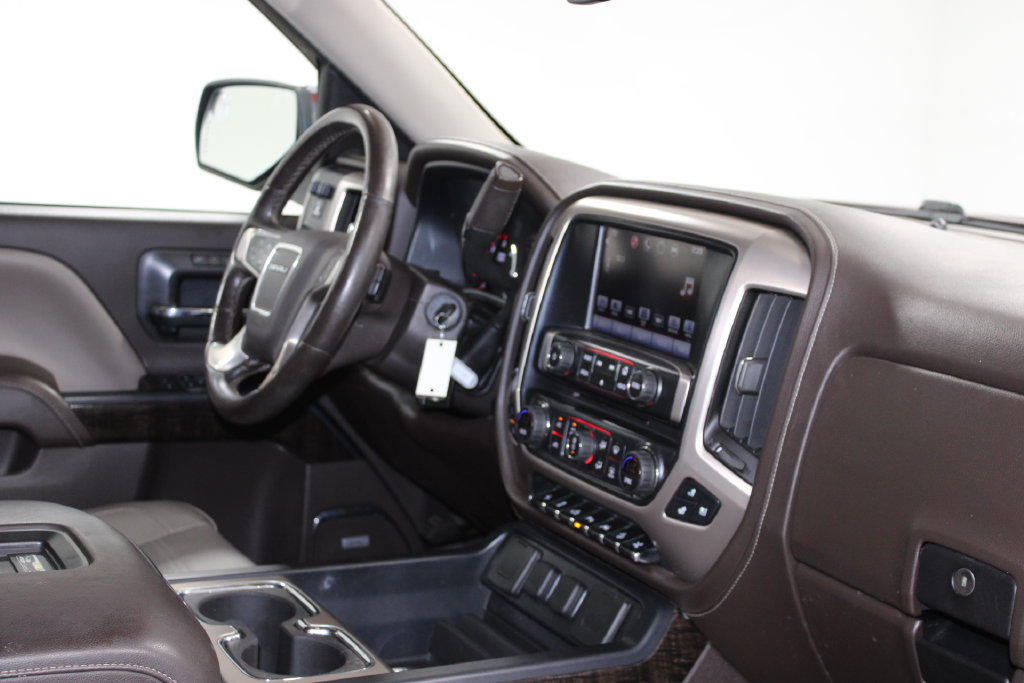 Used 2016 GMC Sierra 1500 Denali w/ Enhanced Driver Alert Package AWD/4WD image 31