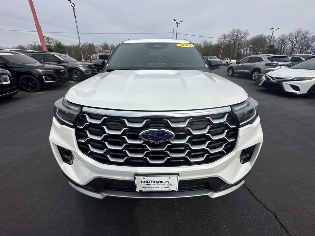 Used 2025 Ford Explorer Platinum w/ Ultimate Package image 28