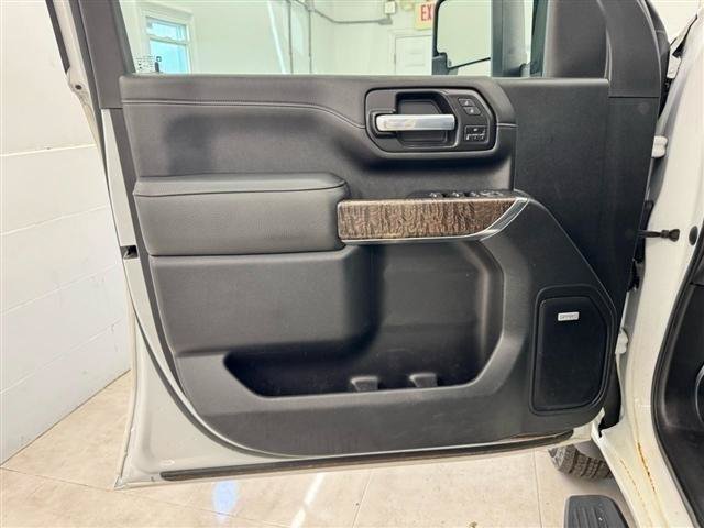 Used 2021 GMC Sierra 3500 Denali w/ Denali Ultimate Package AWD/4WD image 9